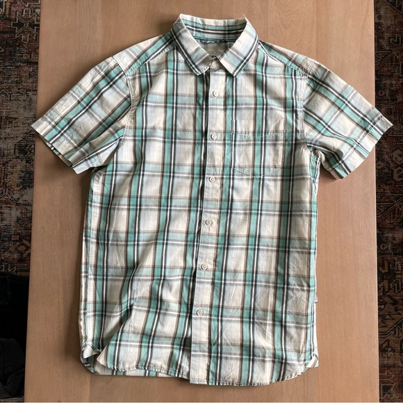 The North Face Green and White Casual Button Down Shirt - Picture 1 of 5